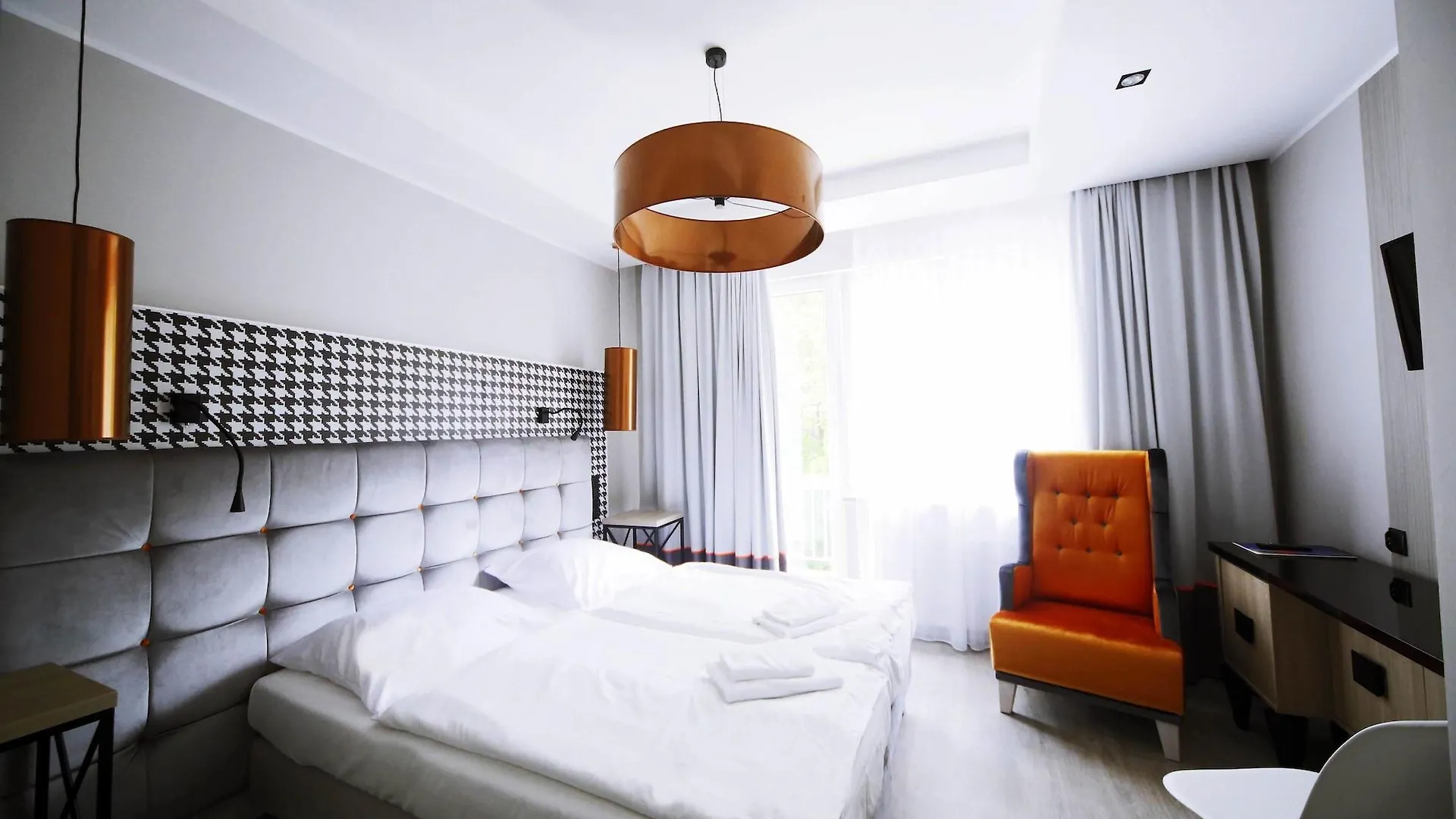 Hotel Pomaranczowa Plaza سوبوت